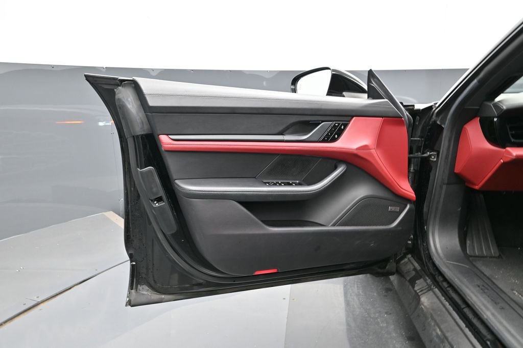 Certified 2021 Porsche Taycan RWD image 8
