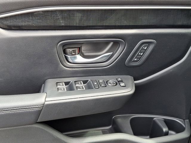 Used 2025 Honda Pilot Elite image 14