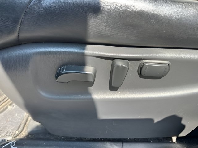 Used 2017 INFINITI QX80 2WD image 16