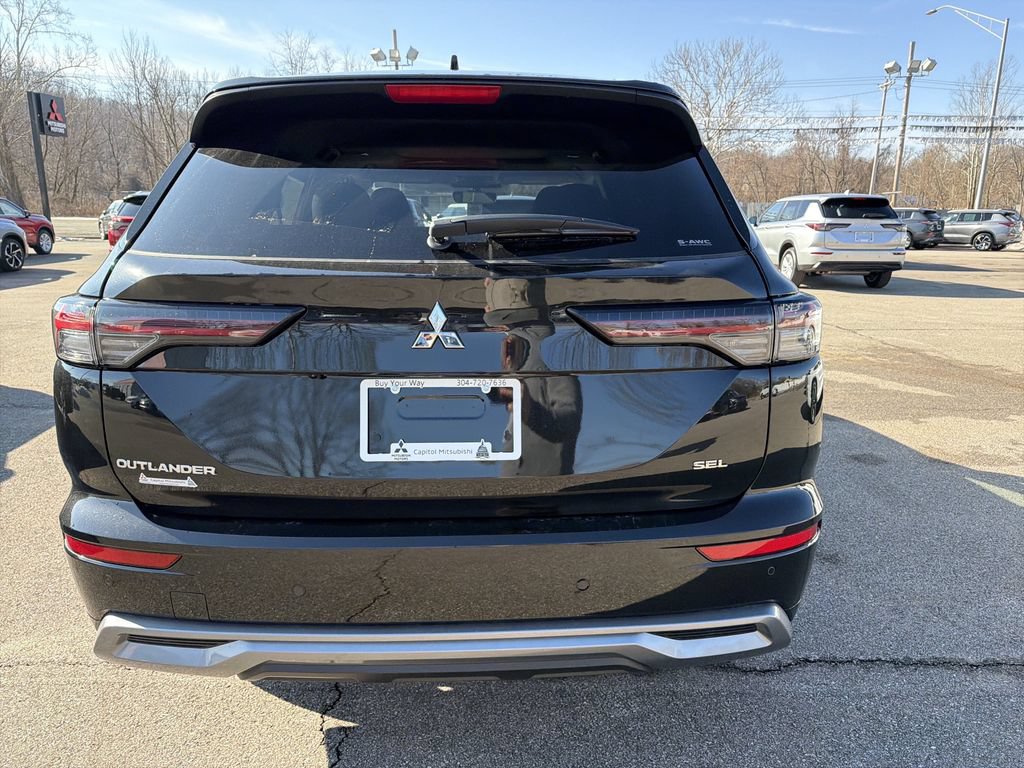 New 2026 Mitsubishi Outlander SEL AWD/4WD image 4