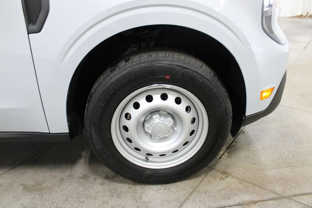 New 2025 Ford Maverick XL w/ Equipment Group 102A image 35