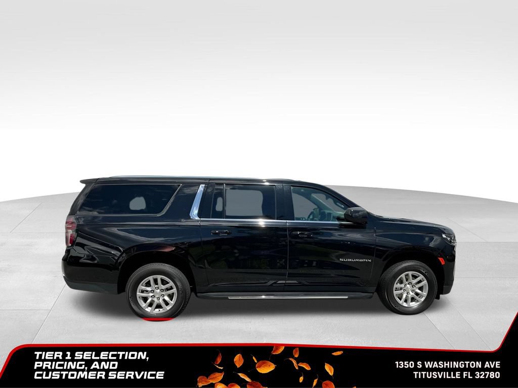 Used 2024 Chevrolet Suburban LT AWD/4WD image 9