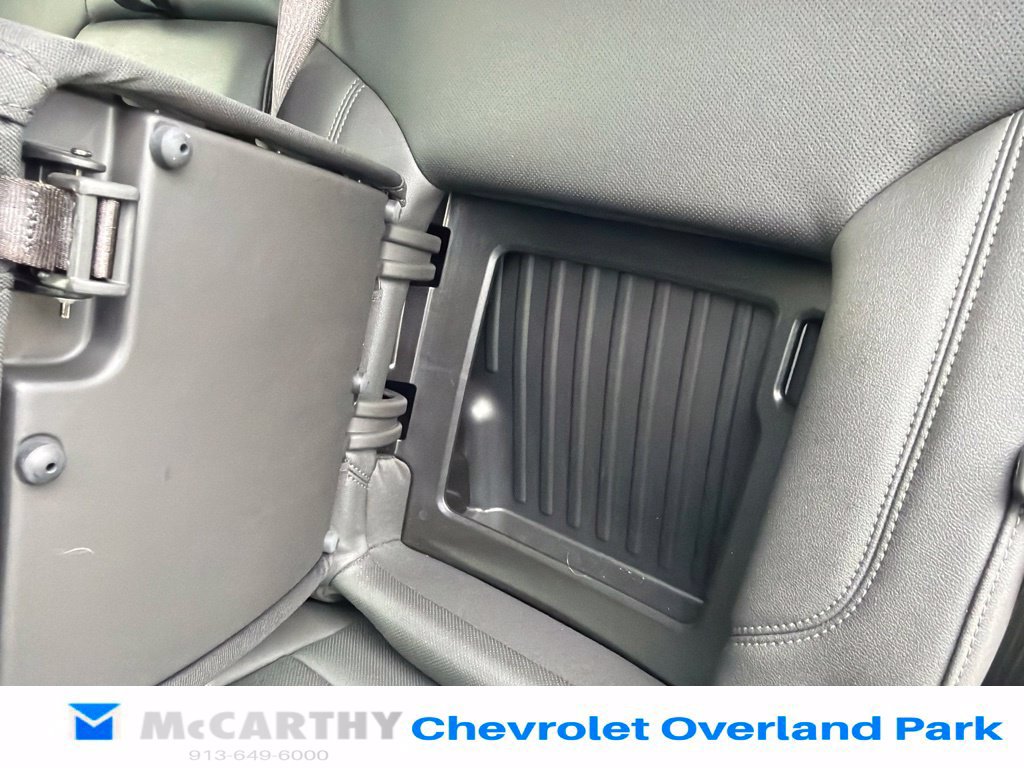 Used 2025 GMC Sierra 1500 SLT AWD/4WD image 16