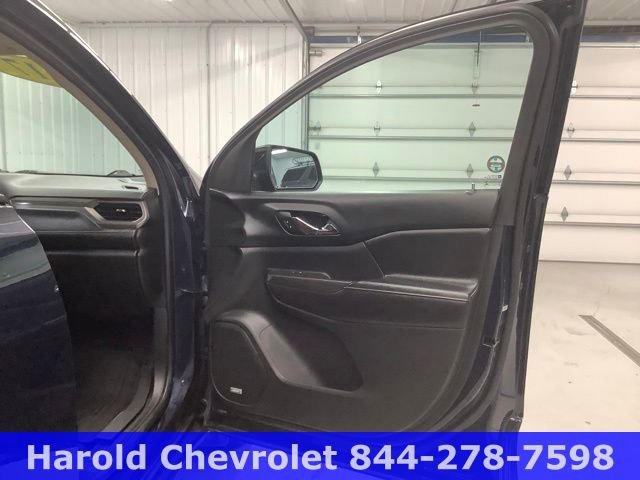 Used 2017 GMC Acadia SLT image 10