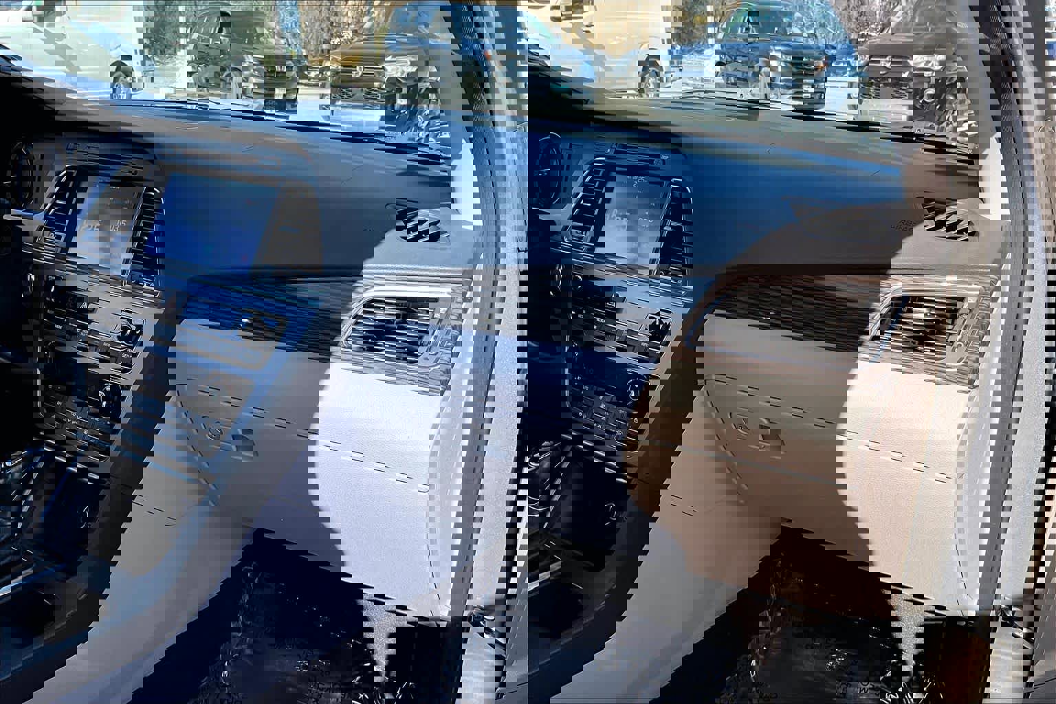 Used 2015 Hyundai Sonata Limited w/ Option Group 06 image 19