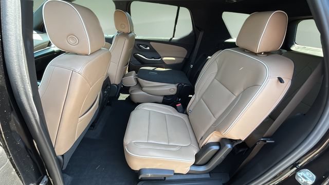 Used 2023 Chevrolet Traverse Premier w/ LPO, Cargo Package AWD/4WD image 20