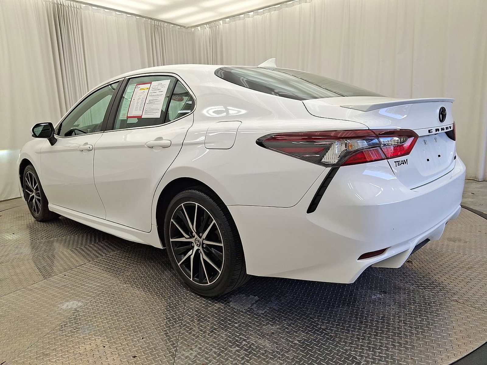 Certified 2024 Toyota Camry SE FWD image 21