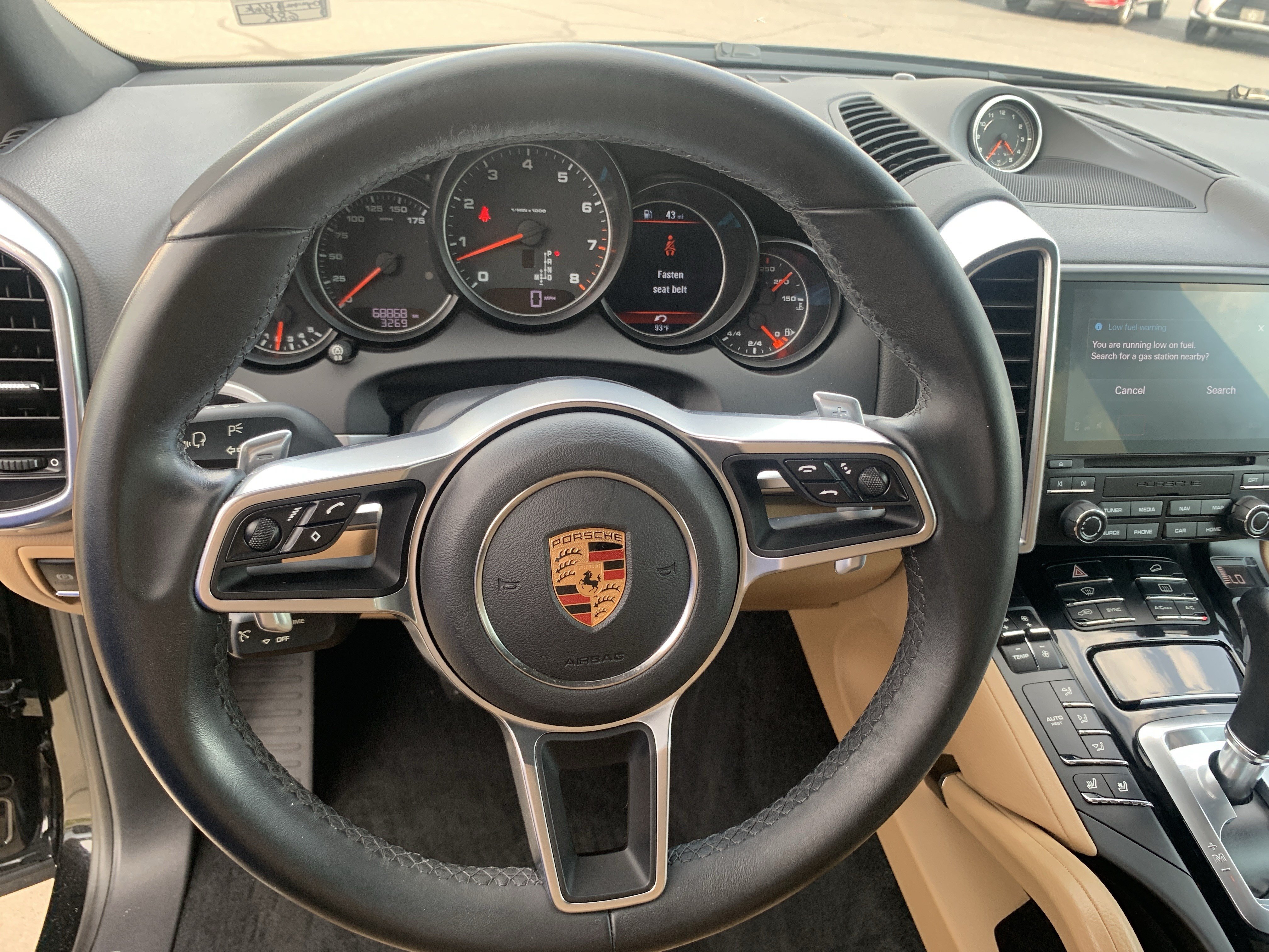 Used 2018 Porsche Cayenne Platinum Edition AWD/4WD image 18