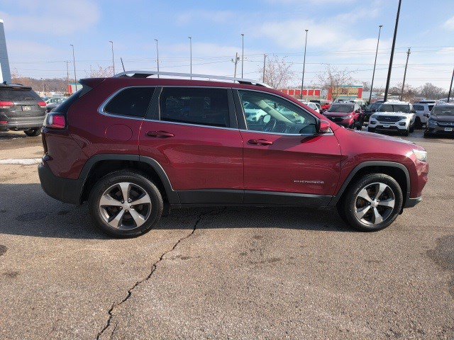 Used 2019 Jeep Cherokee Limited image 6