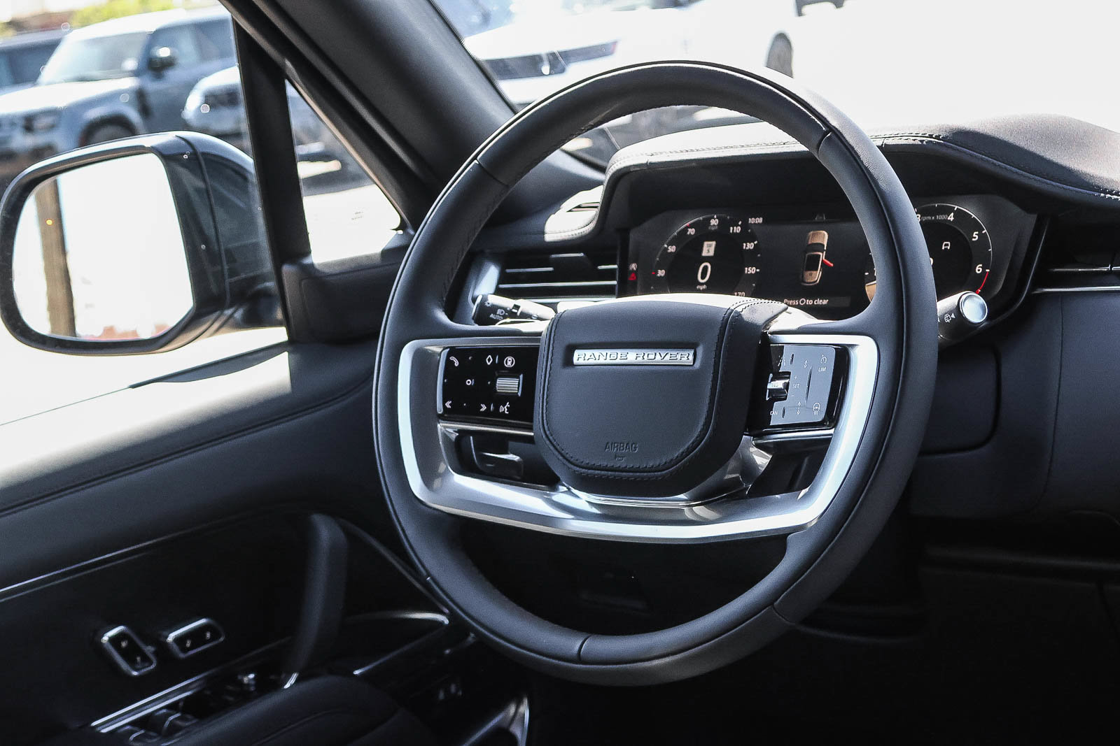 New 2026 Land Rover Range Rover SE AWD/4WD image 25