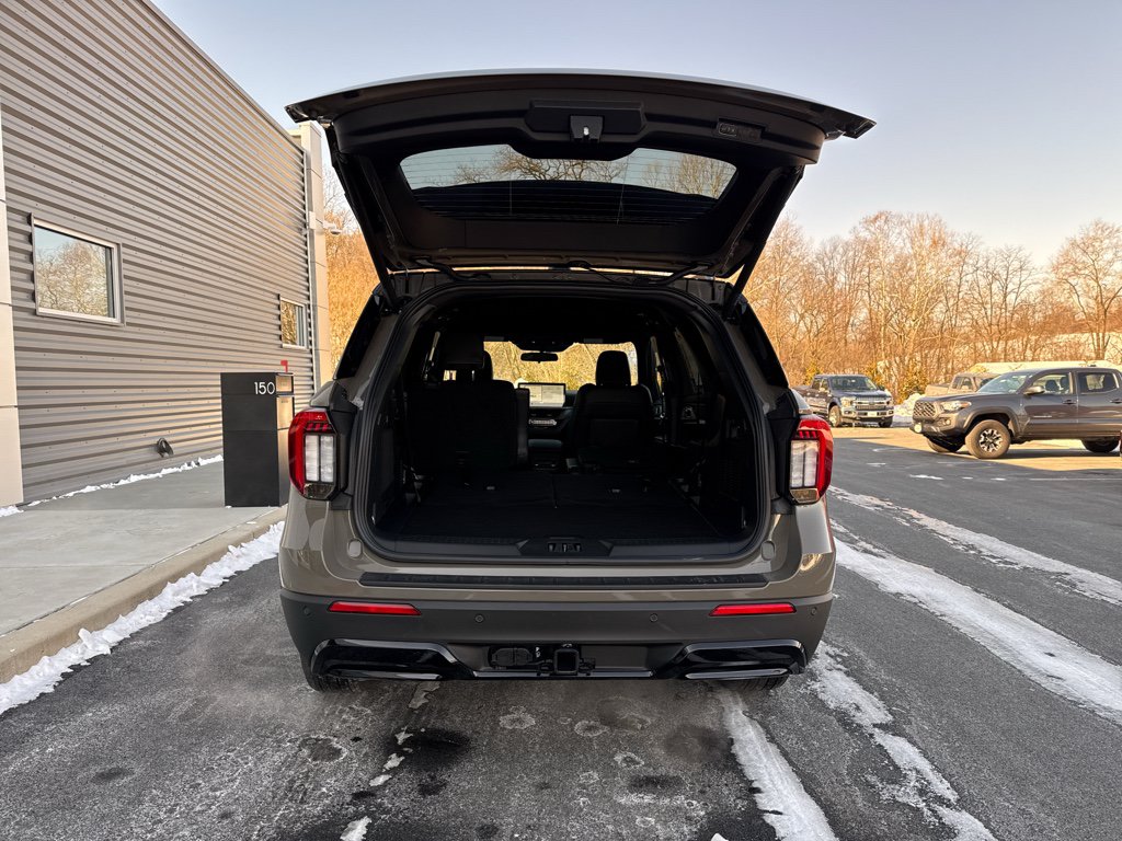 New 2026 Ford Explorer ST-Line AWD/4WD image 7