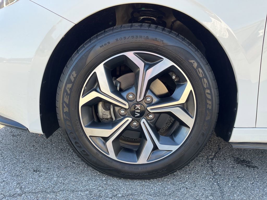 Used 2019 Kia Forte LXS image 16