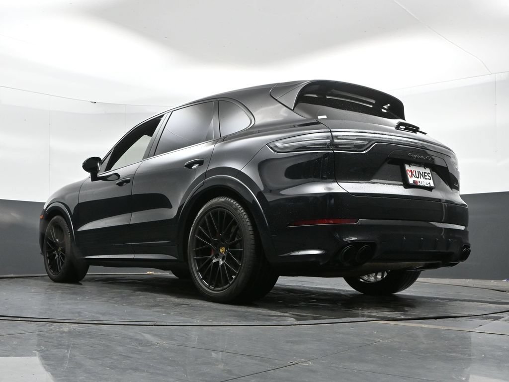 Used 2021 Porsche Cayenne GTS AWD/4WD image 45