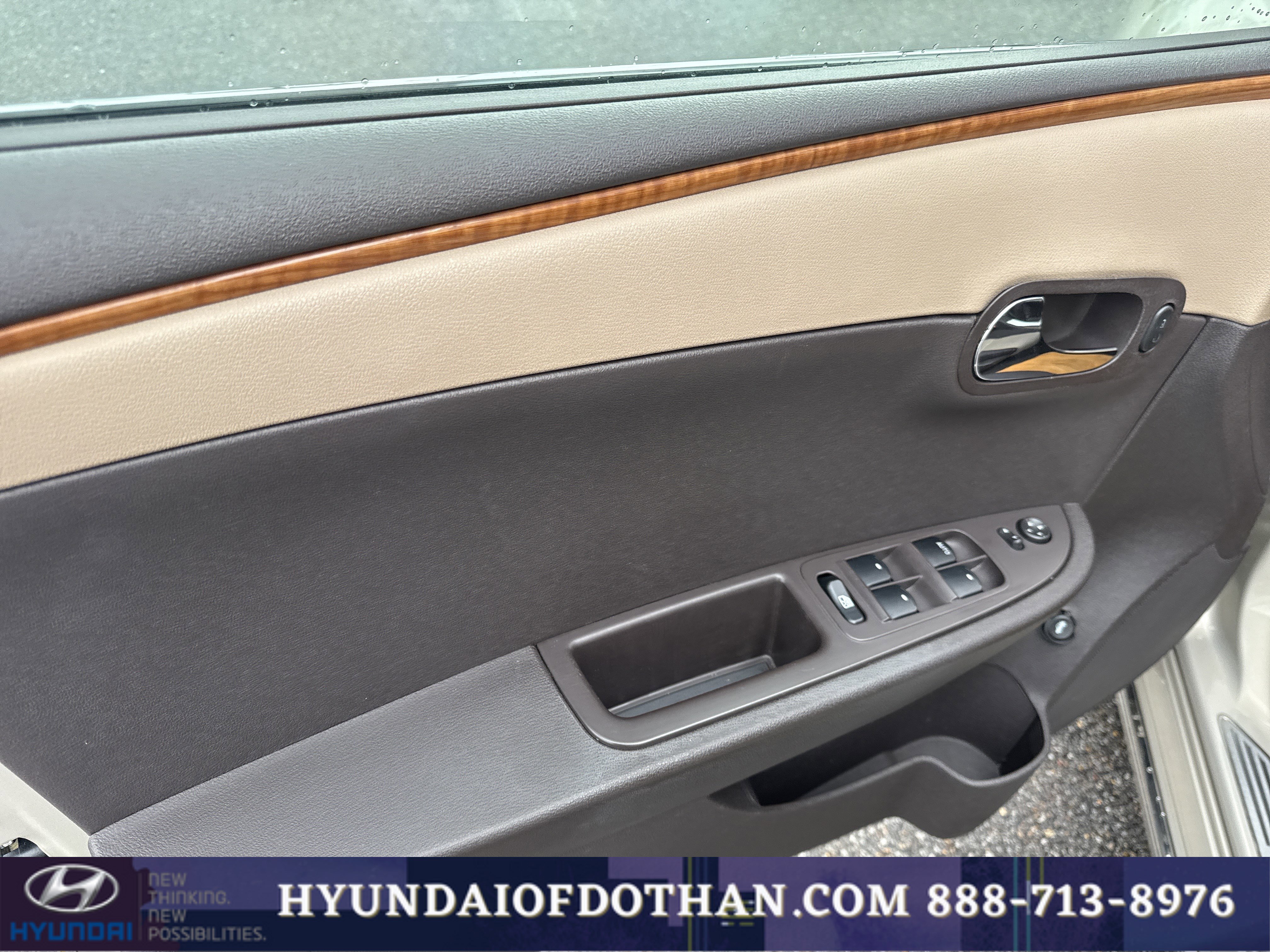 Used 2011 Chevrolet Malibu LT w/ Power Convenience Package image 7