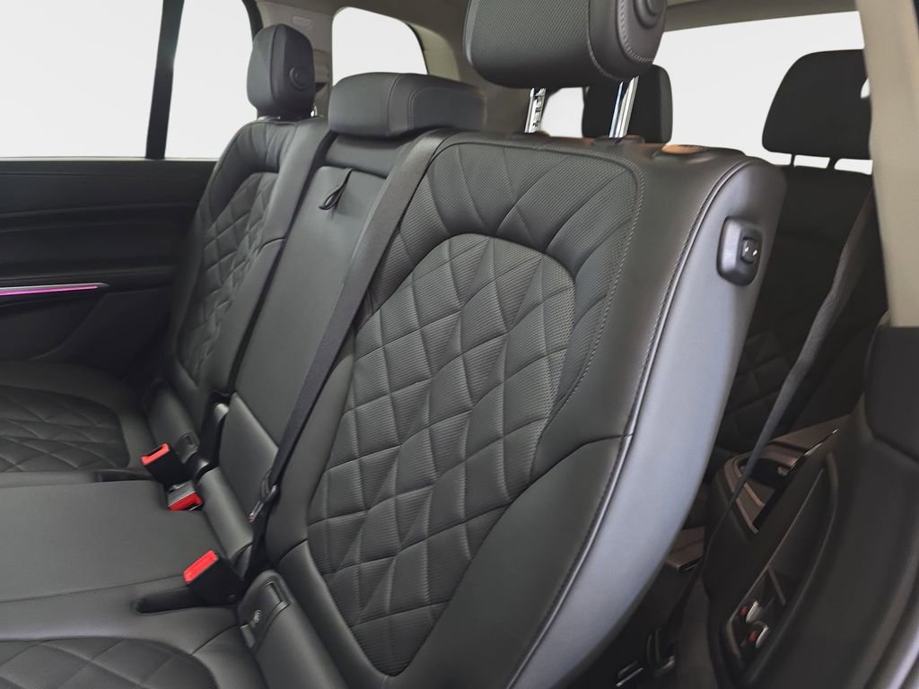 Certified 2024 BMW X7 xDrive40i image 12