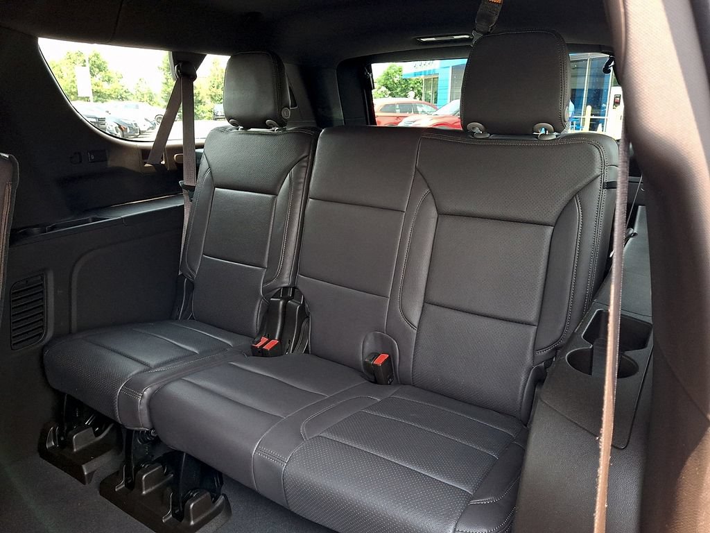 Used 2021 Chevrolet Suburban LS AWD/4WD image 13