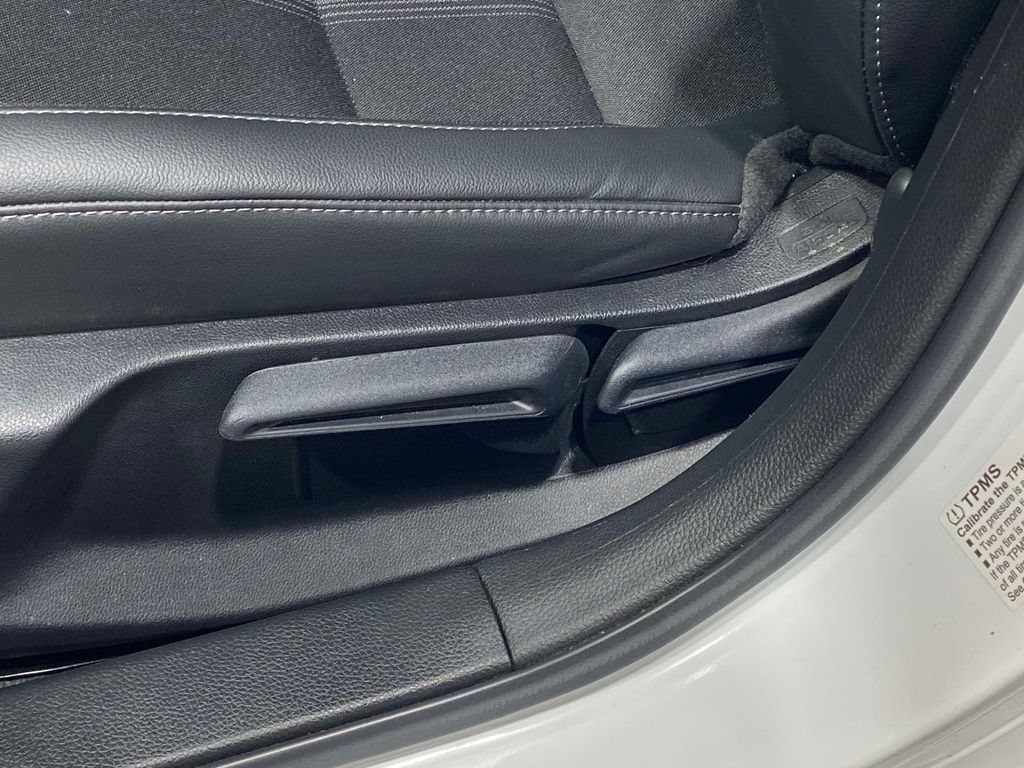 Used 2025 Honda Civic Sport image 19