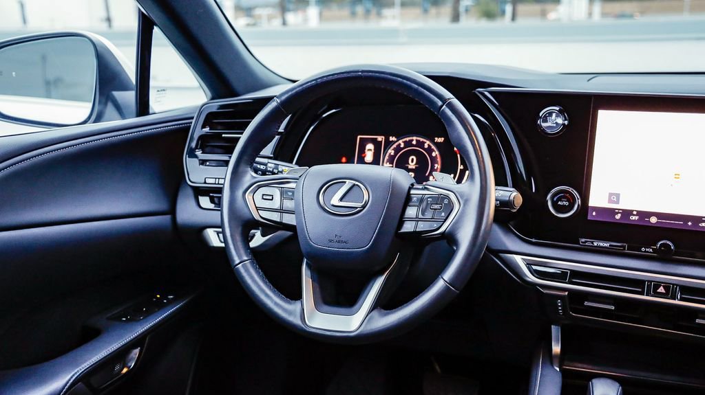 Used 2024 Lexus RX 350 350 w/ Technology Package image 18