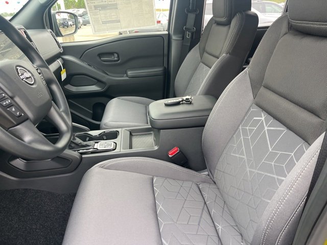 New 2026 Nissan Frontier SV w/ Tow Package image 8