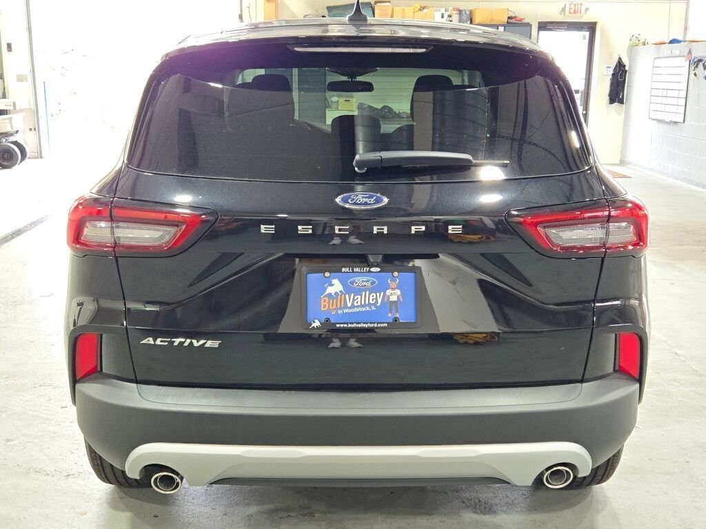 New 2025 Ford Escape Active w/ Cold Weather Package image 15