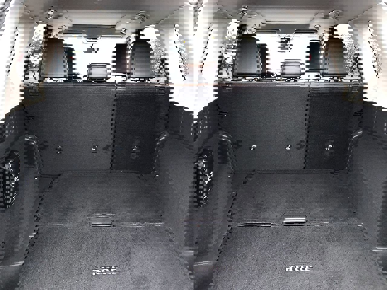 Used 2023 Nissan Rogue Platinum w/ Platinum Premium Package image 9