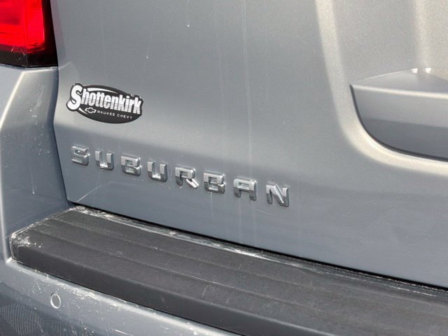 Used 2018 Chevrolet Suburban LT AWD/4WD image 42