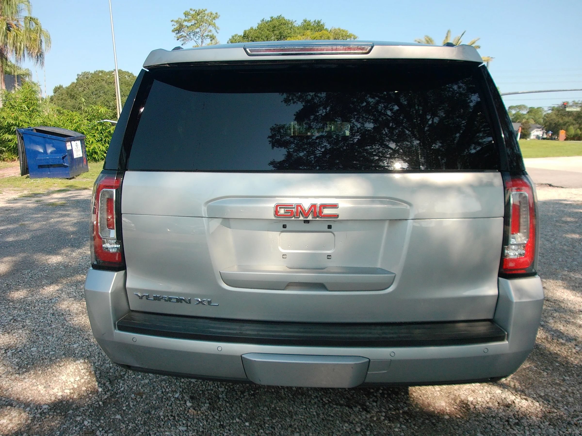 Used 2018 GMC Yukon XL SLE RWD image 7