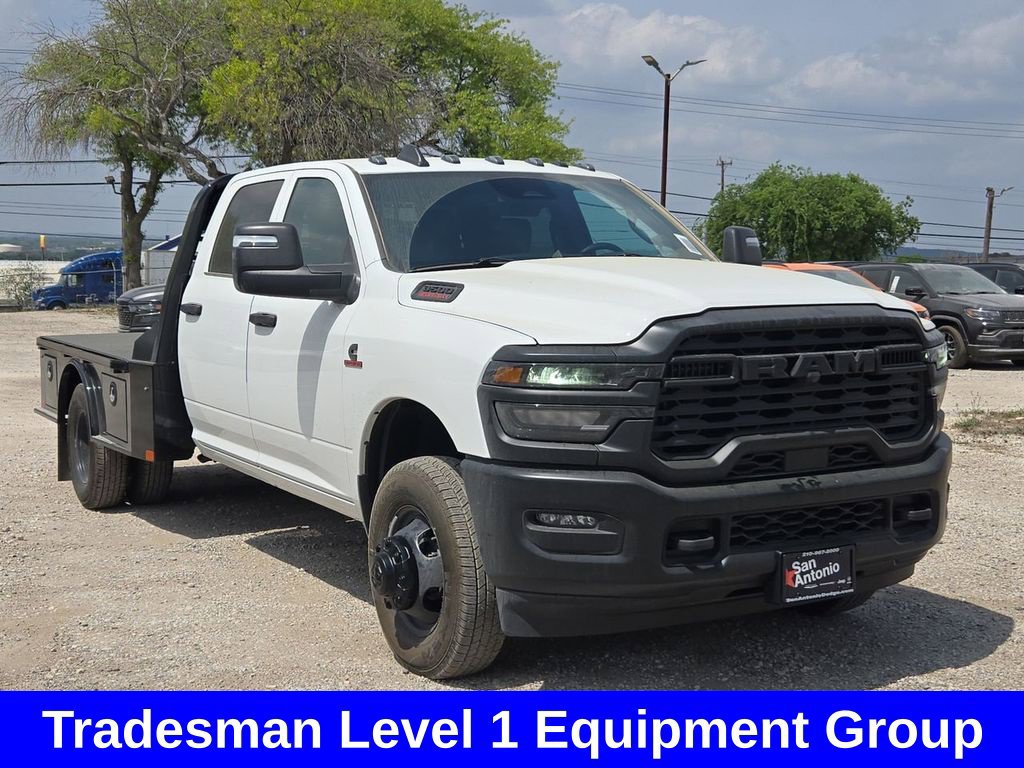 New 2026 RAM 3500 Tradesman AWD/4WD image 3