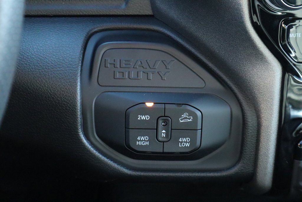 New 2026 RAM 2500 Warlock AWD/4WD image 8