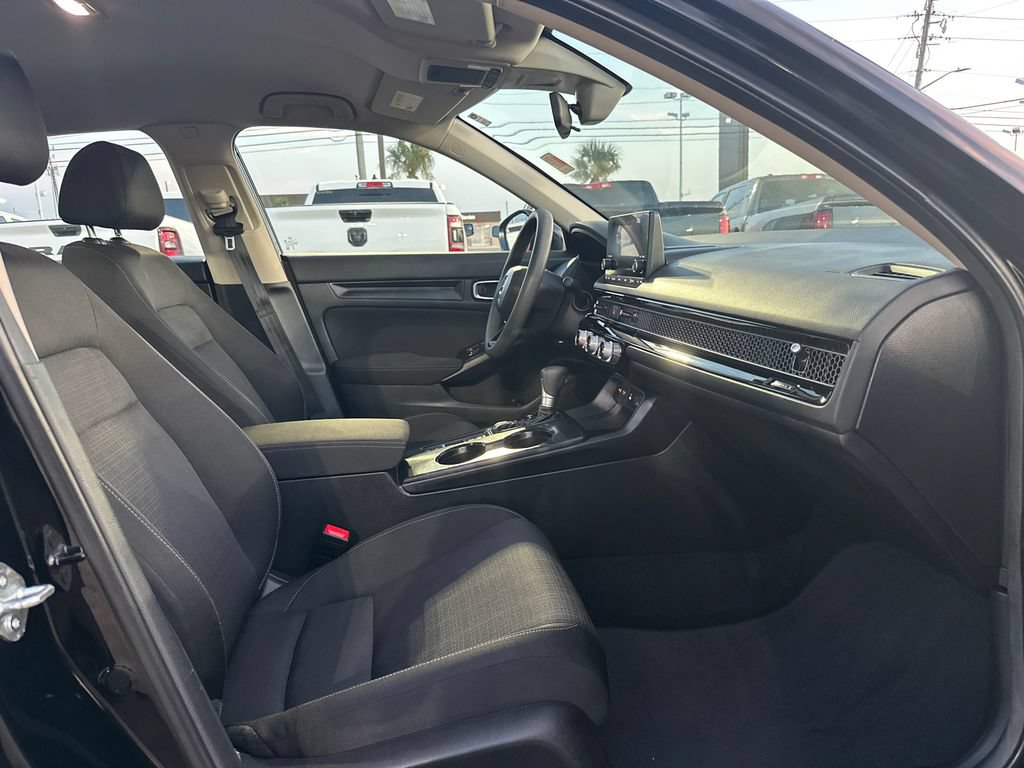 Used 2025 Honda Civic LX image 18