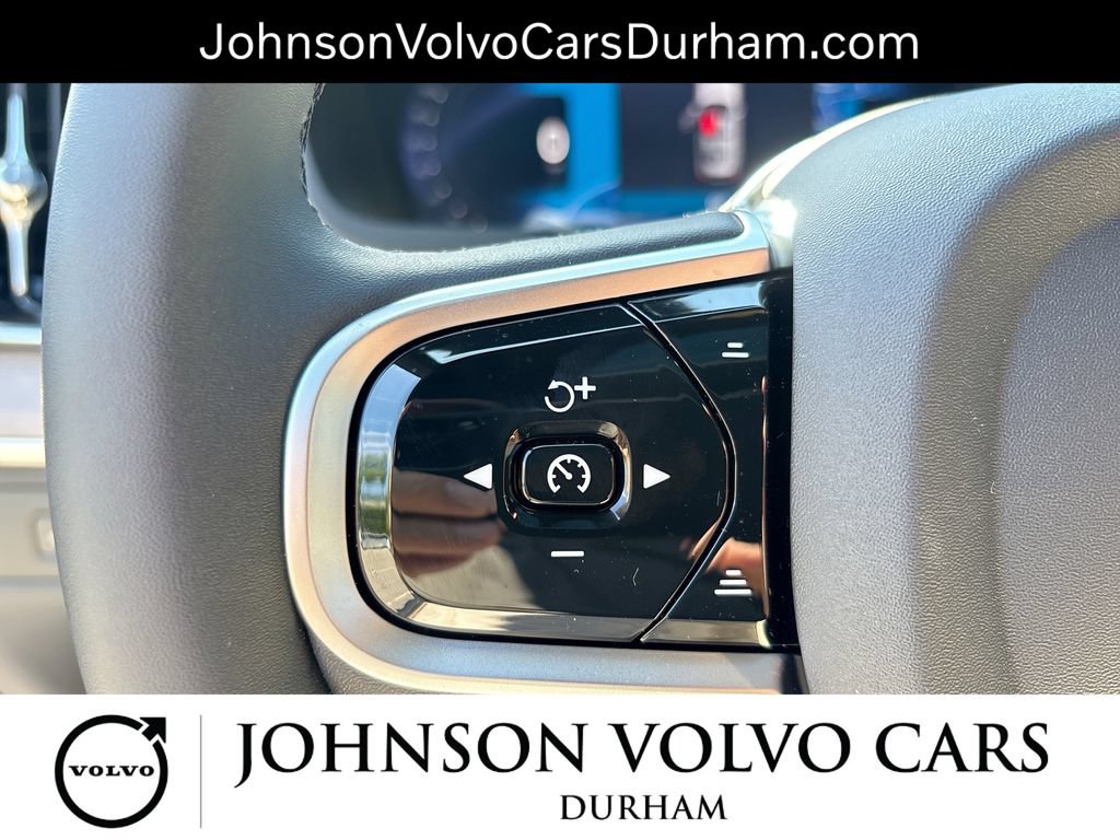 New 2026 Volvo XC90 B5 Plus w/ Protection Package Premier AWD/4WD image 23