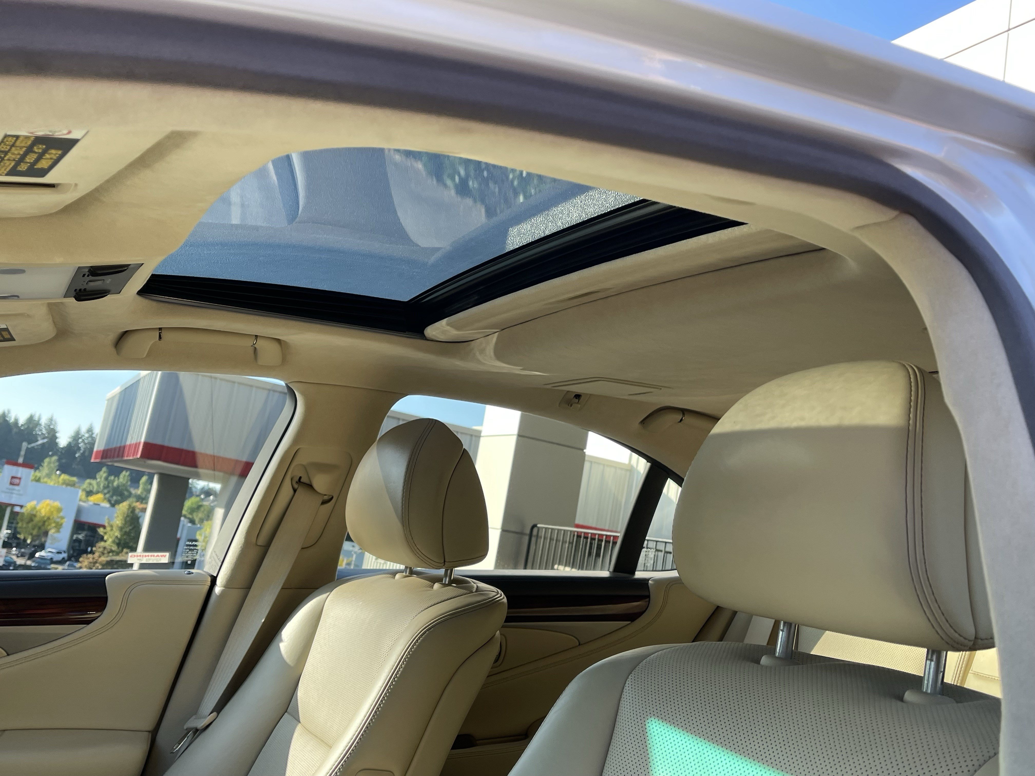 Used 2016 Lexus LS 460 AWD w/ Comfort Package image 19