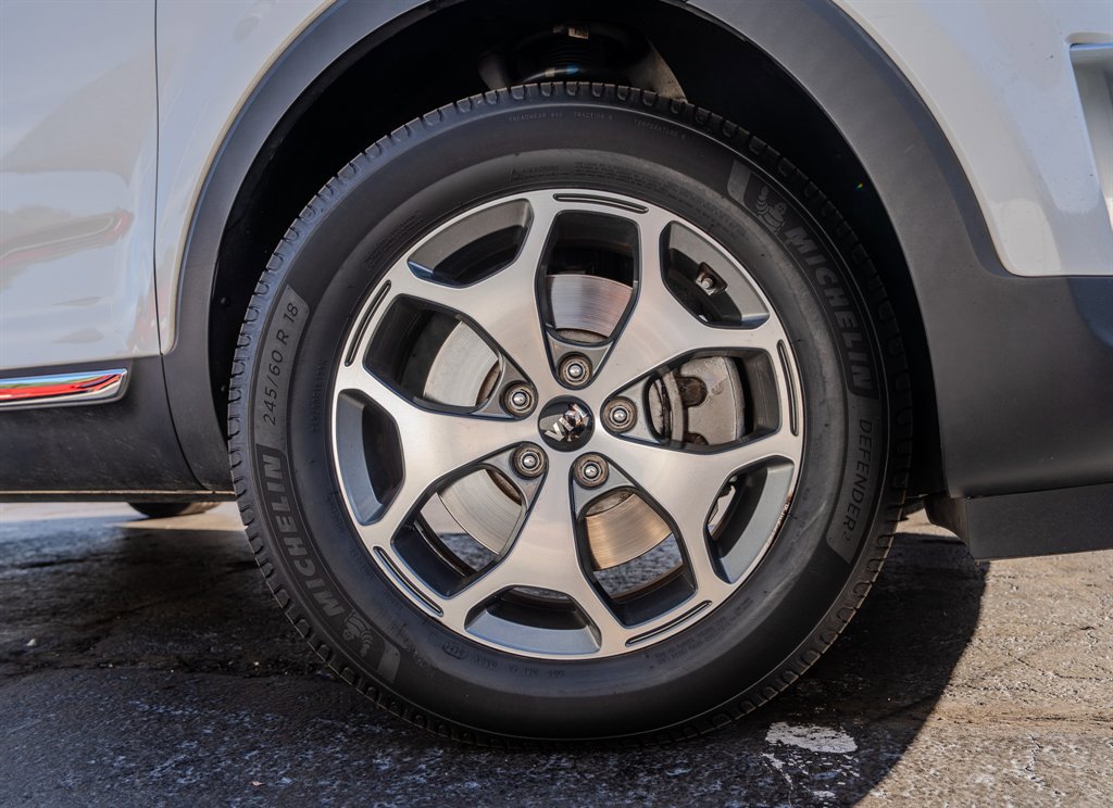 Used 2020 Kia Telluride EX image 13