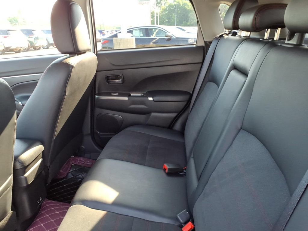 Used 2022 Mitsubishi Outlander Sport SE FWD image 5