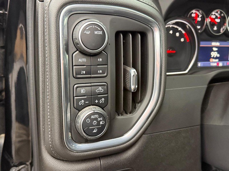 Used 2022 Chevrolet Silverado 1500 LT Trail Boss w/ LT Trail Boss Premium Package image 18