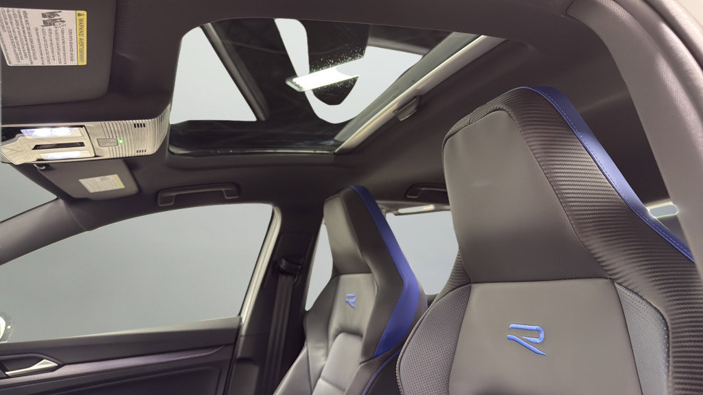 New 2026 Volkswagen Golf 2.0T image 21