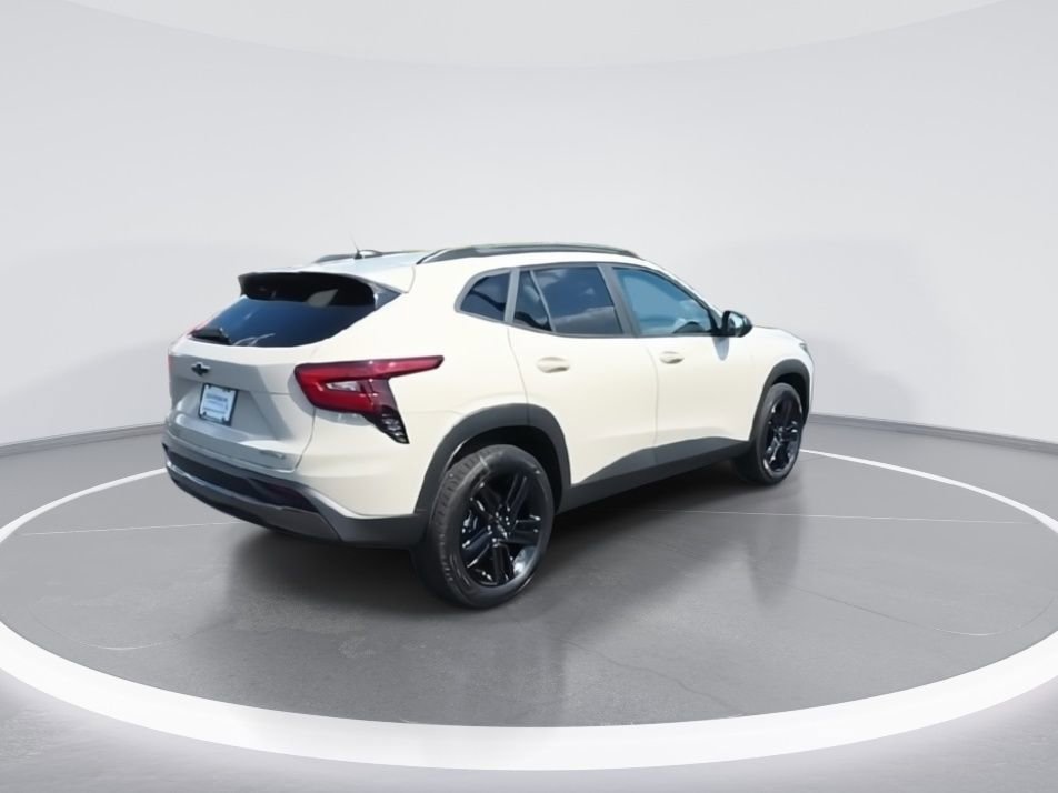 New 2026 Chevrolet Trax ACTIV w/ Sunroof Package FWD image 8