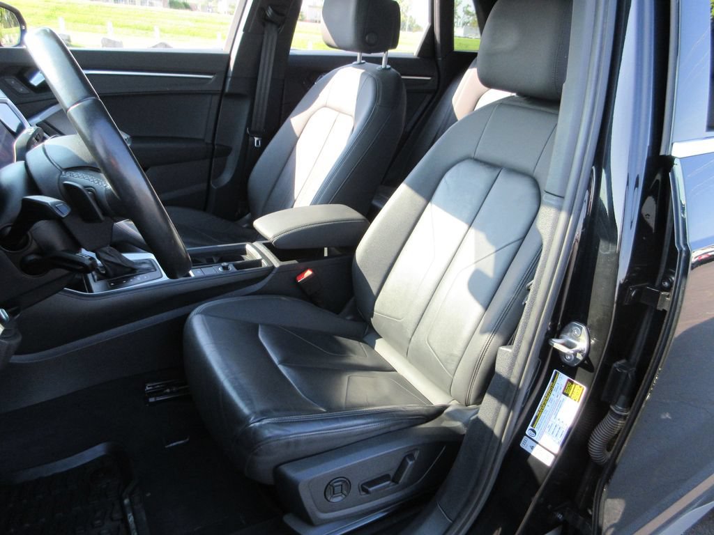 Used 2021 Audi Q3 2.0T Premium AWD/4WD image 19