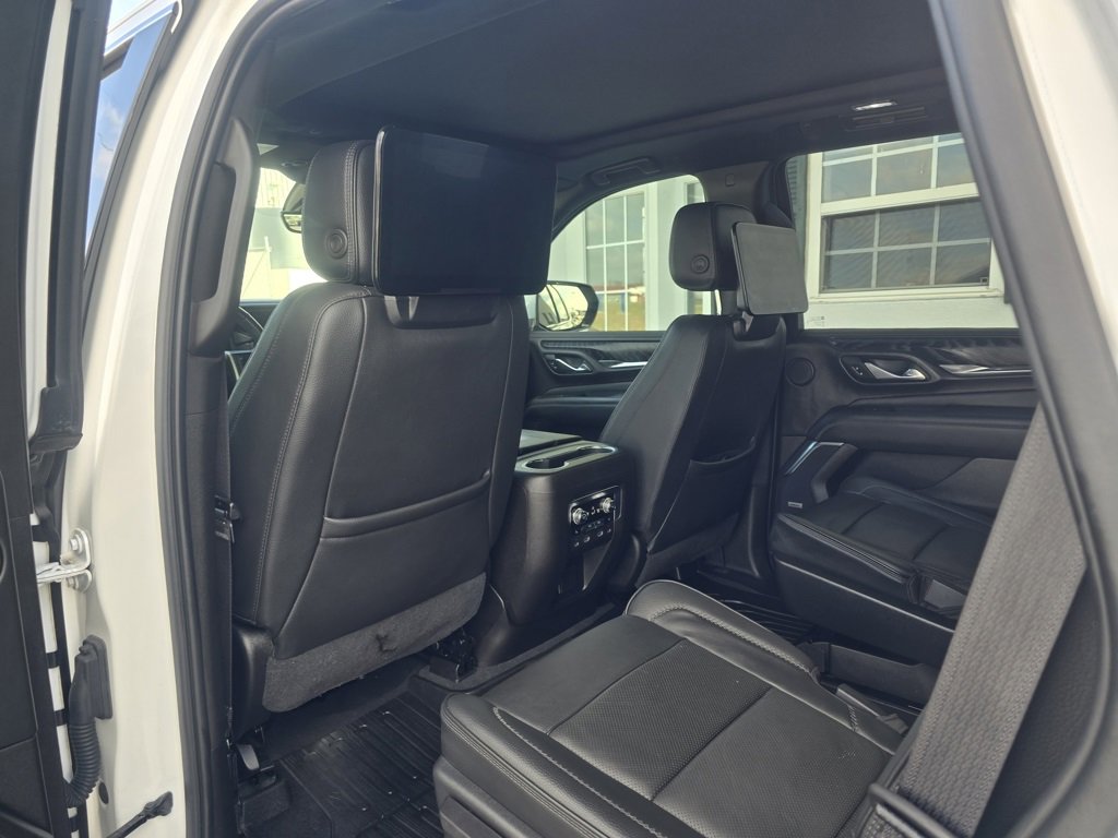 Used 2021 GMC Yukon Denali w/ Denali Ultimate Package image 18