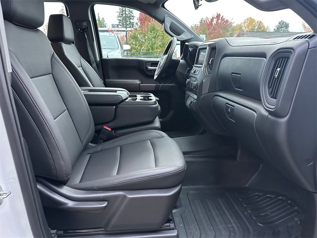 Used 2025 Chevrolet Silverado 1500 W/T w/ Trailering Package image 11