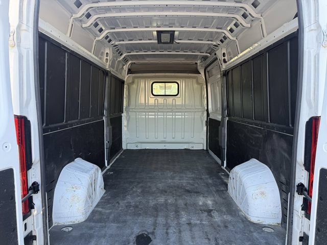 Used 2025 RAM ProMaster 2500 w/ Convenience Group FWD image 31