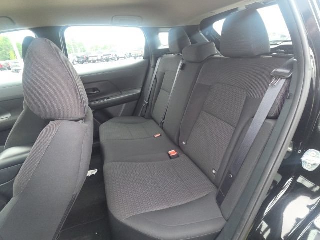 Used 2025 Nissan Kicks S FWD image 15
