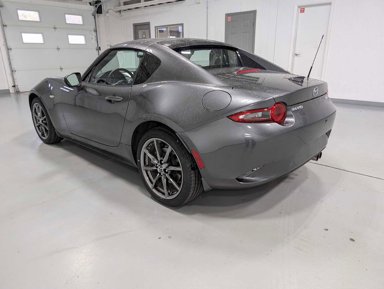 Used 2019 MAZDA MX-5 Miata RF Grand Touring image 19