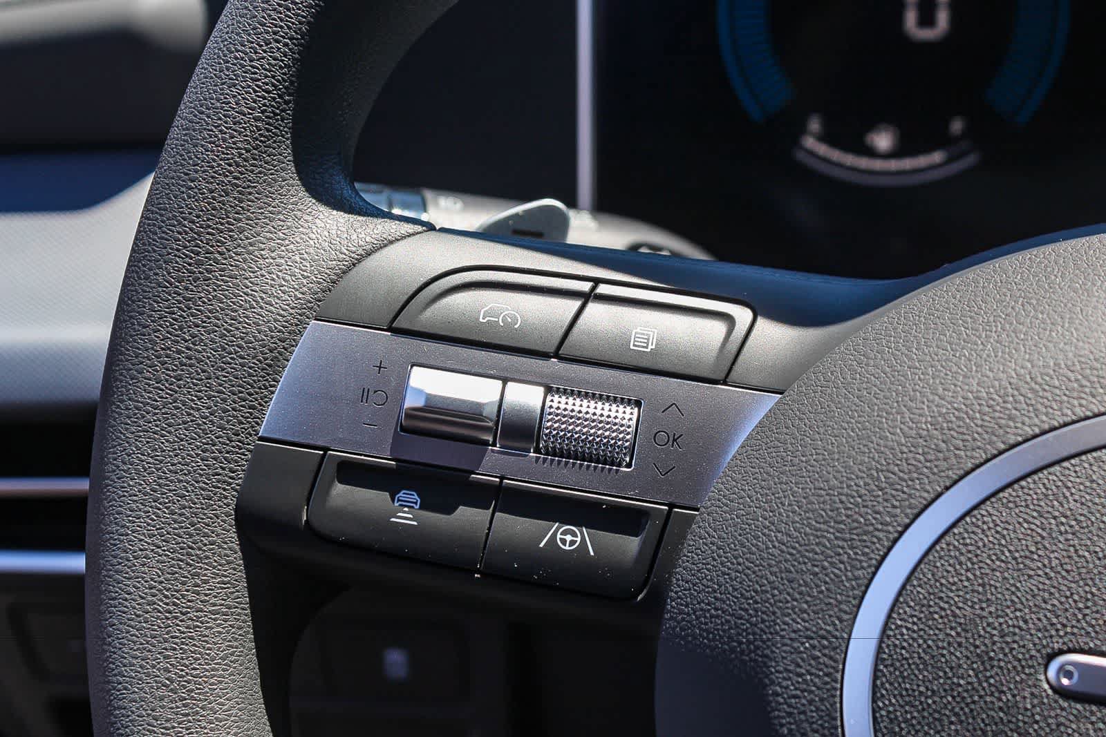 Certified 2025 Hyundai Sonata SEL FWD image 29