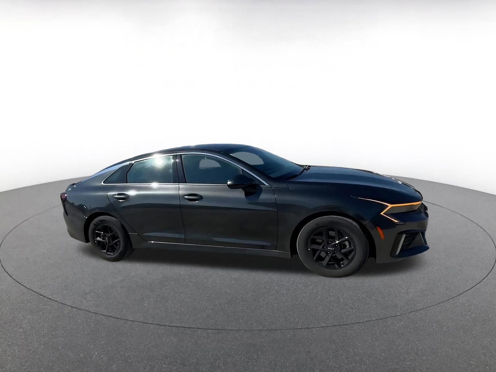Used 2025 Kia K5 LXS video 2