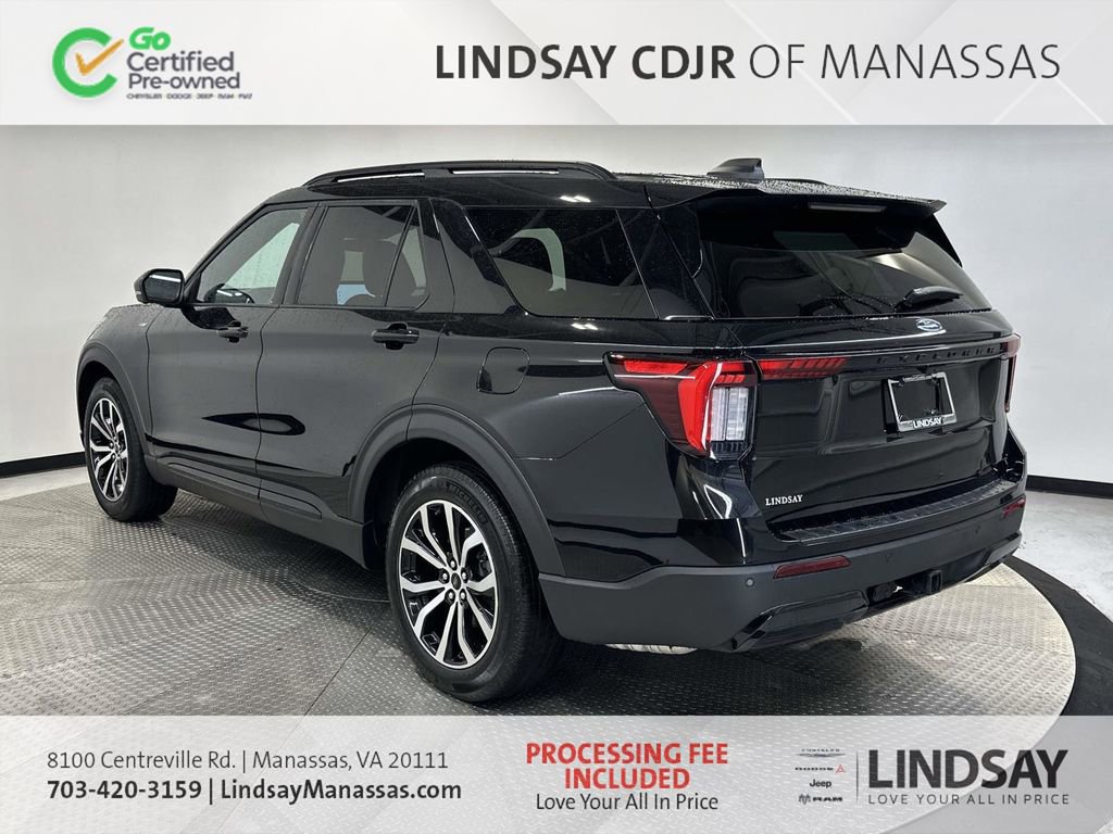 Used 2025 Ford Explorer ST-Line RWD image 6