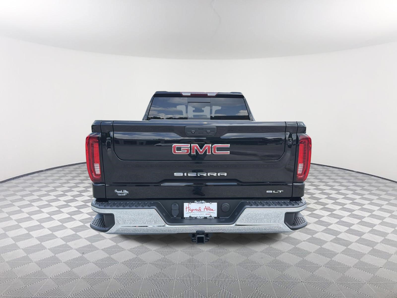 Used 2022 GMC Sierra 1500 SLT w/ SLT Convenience Package AWD/4WD image 5