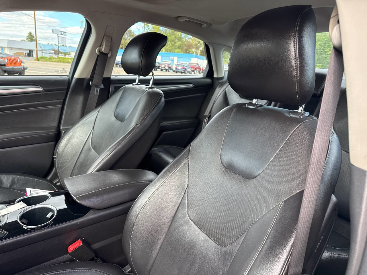 Used 2013 Ford Fusion Titanium image 11