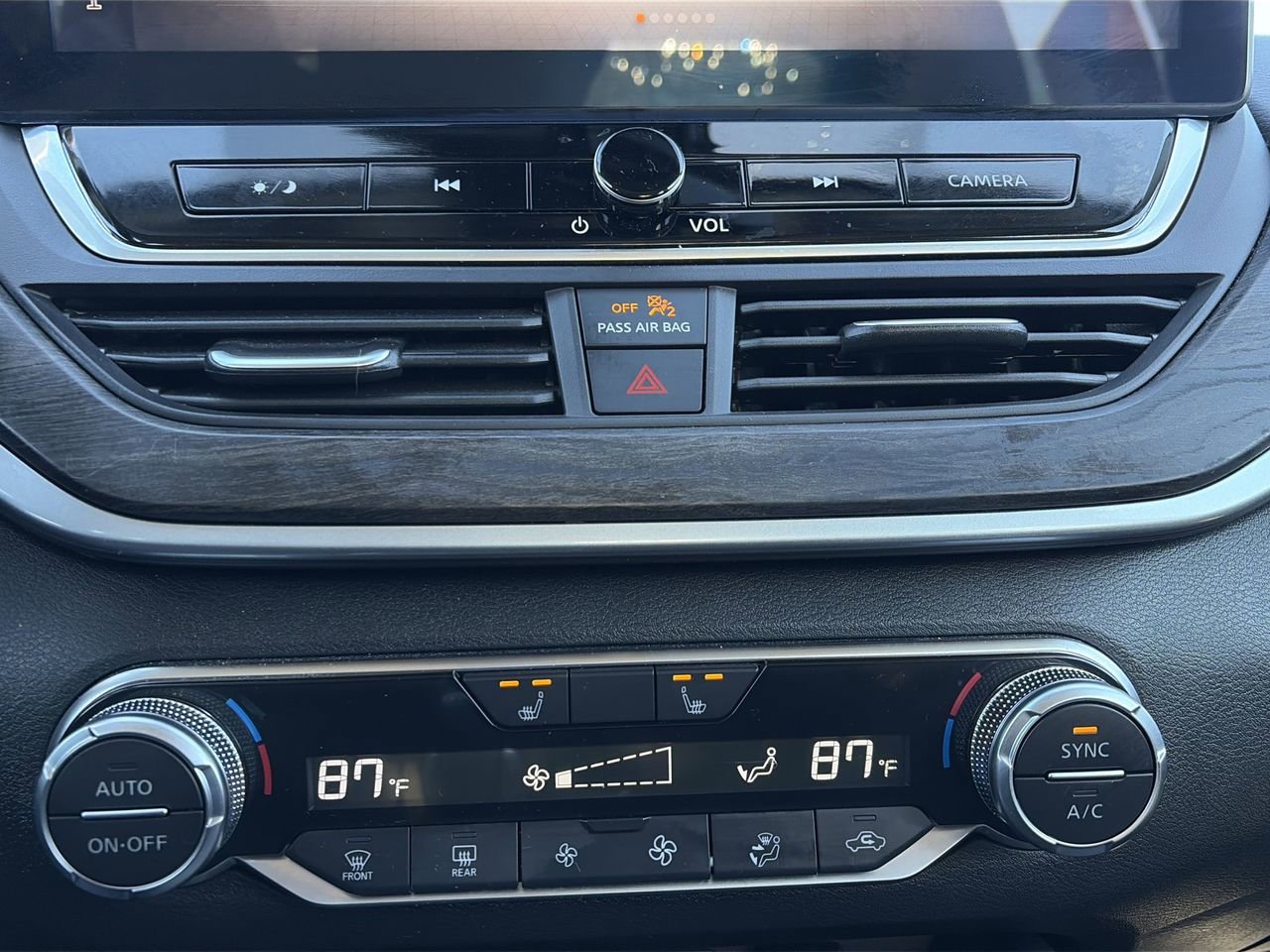 Certified 2025 Nissan Altima 2.5 SV w/ SV Premium Package image 15