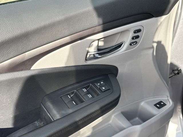 Certified 2022 Honda Pilot Special Edition image 5